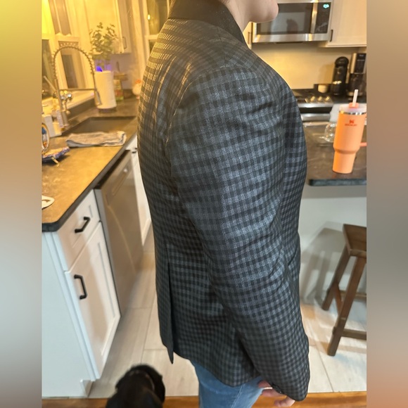 Hunt seat equine show coat - Picture 2 of 3